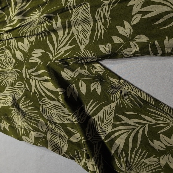 Patrons Of Peace Green Leaf Print Maxi Jumpsuit - Picture 2 of 6